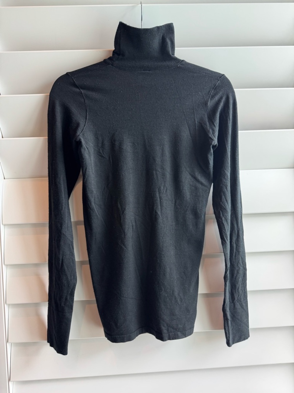 Athleta Foresthill Ascent Seamless Turtleneck - Picture 2 of 9